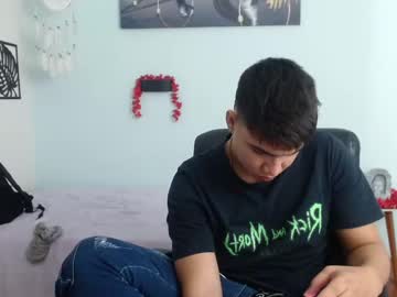 Jacoob_smiith, 19 years old, GOAL: Daily goal [1000 tokens remaining] Welcome to my room! #feet   #lovense #new, webcam photo