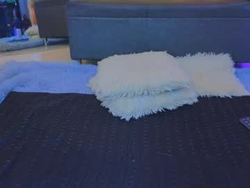 Jadee__, 18 years old, make me SQUIRT daddy [259 tokens left] #anal #squirt #fuckmachine #young #bigass, webcam photo