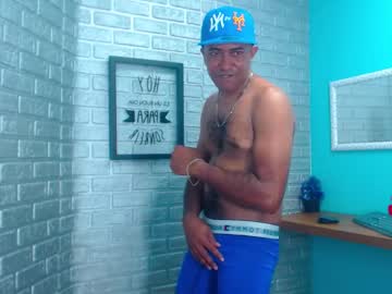 Muscle cam star Jake_towers, 36 yrs