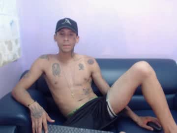 Muscle cam star Jakeweist, 23 yrs