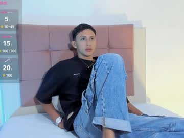 James_blanco, 21 years old, cum show? #femboy #twink #bigcock #lovense #18 [0 tokens remaining], webcam photo