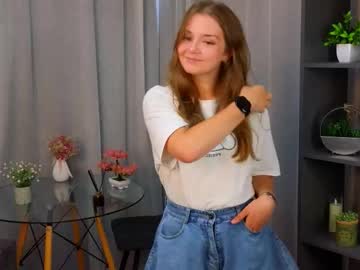 Janinawaananen, 18 years old, Help me do 20 thumb ups! ?? // GOAL:Massage tits under top  #Shy #teen #18 #natural #new [199 tokens remaining], webcam photo