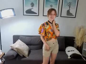 Jeninedapinto, 18 years old, GOAL: Ahegao!  Hi everyone, my name Kira #new #18 #young #shy #blonde [33 tokens remaining], webcam photo