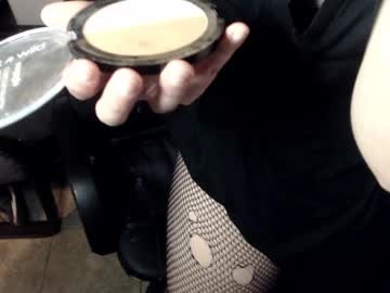 Jennyneeds • tgirl • United States • public
