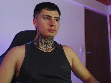 Jhanking, 19 years old, the goal is cum... #latino #young #uncut #muscles #cute #18  #bigdick [600 tokens remaining], webcam photo