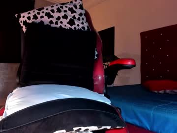 Jhonymiller, 23 years old, GOAL: Spicy strip piece by piece ? [51 tokens remaining] wellcum here ?? let's get fun together #ebony #18 #squirt #trans #bigpussylips, webcam photo
