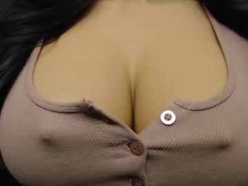 Joannie_boobs, 19 years old, fuck me and play my boobs #bigboobs #bigtits #new #pinay #asian [999 tokens remaining], webcam photo
