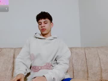 John_ssnow29 big cock cam stud 20 yrs streaming live