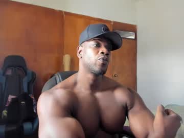 Joseph_god, 27 years old, #muscle #bbc #flex #young #black - Goal: Stand up and flex show [300 tokens left], webcam photo