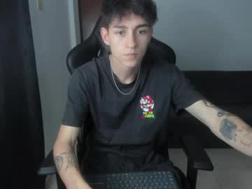 Joshmiller_, 23 years old, I have returned, welcome to everyone #talk #twink #young #18 #skinny [147 tokens remaining], webcam photo