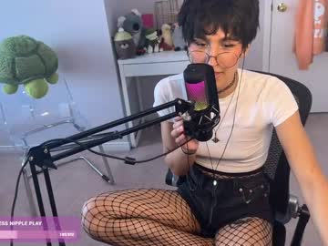 Joystickjackie • dirtytalk20y • maple syrup land • public