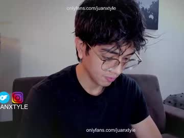 Juancamroom • bigdick19y • 20??  ???? ???? ?? • public