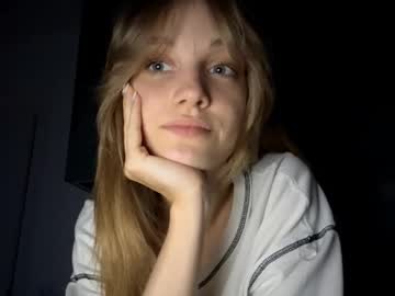 Judepluid, 18 years old, Hello im Jane! Goal - show more my collarbone #new #teen #shy #18 #blonde [103 tokens remaining], webcam photo