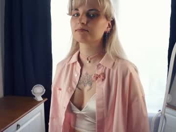 Judywadford, 18 years old, Hello, my name is Sunny??! And its my 1st day here<3 Goal: Smile face?? #18 #shy #new #skinny #teen [12 tokens remaining], webcam photo