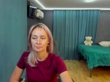 Feet Cams Live model Julia__cherry_, age 45 streaming Foot Fetish VR
