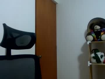 Hairy cam model Julian_mora7, 24 yrs live now