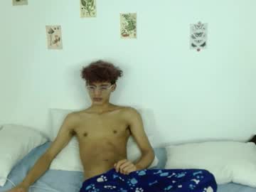Juliansexweb, 19 years old, Goal: ?Oil for my boddy ? #latino #18 #young - Next Goal: ? shows hard penis?, webcam photo