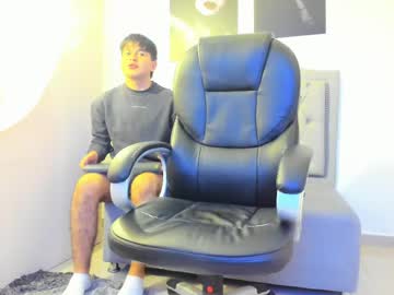 Julien_rhys, GOAL: Get Naked [25 tokens remaining] Welcome to my room! #18 #bigcock #new #young #cum, webcam photo