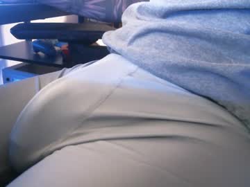 Justchowchow, spit on dick and cum [400 tokens remaining] Lonely come make my night <3 #shy #bigdick #cum #new #slim, webcam photo