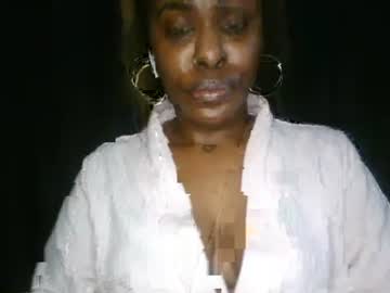 Justfuckn • mistress26y • Texas • public