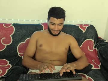 Kain_nova, 22 years old, Boxer out !!!? #moreno #latino #new #master [69 tokens remaining], webcam photo