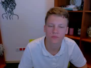 Kamilla_cool, 23 years old, GOAL: smile [220 tokens remaining] Welcome to my room! #18 #blonde #shy #teen #new, webcam photo