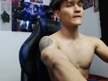 Muscle cam star Kanekixxxhot, 20 yrs