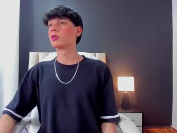 Live gay cam model Karimclark_ streaming now in HD