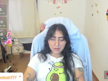 Kat_ly_chan, 24 years old, make me cum so I see stars ? #young #indian #petite #pinay #lovense #bigbutt #natural #hairypussy #curvy, webcam photo