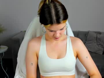 Kati_li, 19 years old, Remove the top #teen #18 #Young #C2c #SHY [71 tokens remaining], webcam photo