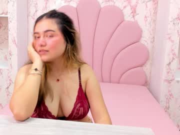 Katyblondee, 20 years old, My big tits and my flirty smile want to be in PVT with you, daddy - Goal: Oil show on my ass + spanking [65 tokens left] #new #teen #daddy #bigboobs #squirt, webcam photo