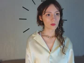 Kayleenrusi, 18 years old, goal: Lick + bite sweety lips? Hi! My name is Juliet, I'm #18 y.o., #teen and #smallboobs girl. #skinny #new [25 tokens remaining], webcam photo