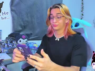 Keita_moon, 20 years old, GOAL: shirt off [40 tokens remaining] Welcome to my room! be my king #Twink #young #bigcock #lovense #femboy #cum, webcam photo
