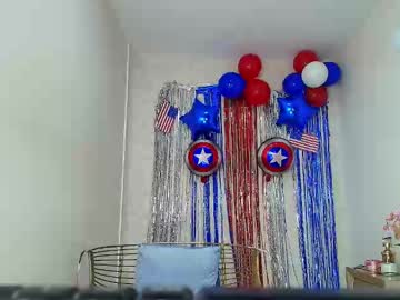 Kelly_fall, 20 years old, open legs ? [1 tokens left] #latina #new #bigboobs #curvy, webcam photo
