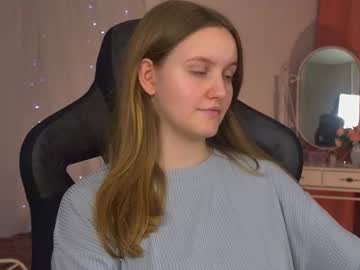 Kellypoter, 19 years old, GOAL: Zoom for a boob massage [1884 tokens remaining] What kind of vulgar fantasies are there in a modest-looking girl? #cute #blonde #nonude #18 #young, webcam photo