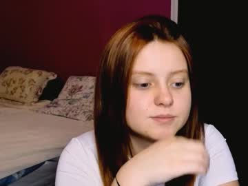 Kiki_vasyui5, GOAL: dance Hi My name is Melissa This my first days I am a little worried, but I am always not opposed to chat and have a good time #new #18 #shy #smalltits #, webcam photo