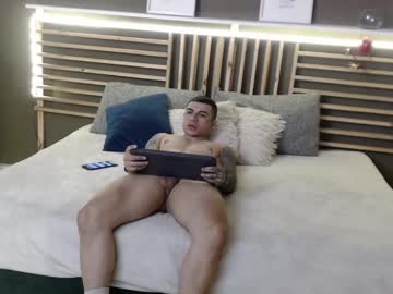 Muscle cam star Kim_regann, 27 yrs