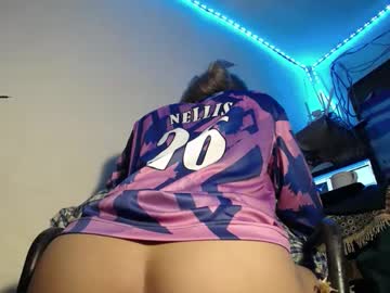 Skinny Asian cam girl Kimmylux03 live in HD