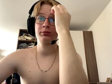 BDSM Master Kissify 18 yrs live domination webcam