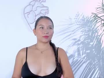 Kittenlittleeyes, 23 years old, my lips need a kiss from your lips ?? #lovense #latina #young #bigass #smalltits, webcam photo