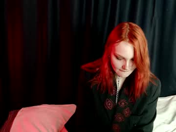 Kittykvavlove, 24 years old, Hello, hello everyone! check out the stream) #redhair #tattoo #bdsm #new #shy, webcam photo