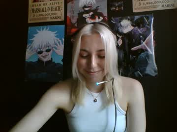 Klaraallnutt, 18 years old, GOAL: Eyes close to the camera [45 tokens remaining] WelCome to My Room! I'm glad to see each of you #Blonde #Shy  #New #Smalltits #18, webcam photo