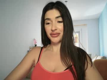 Klover_kissu, 35 years old, GOAL: Dance sexy [223 tokens remaining] Welcome to my room! #domination #milf #bigboobs #new #nonude, webcam photo