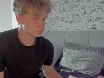 Knotsiemens, 18 years old, GOAL: strip naked [500 tokens remaining] workout  #new #daddy #muscle #young #sexy, webcam photo