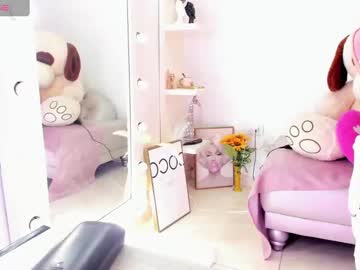 Live Milf Koralcruz - Hot Milf Cams