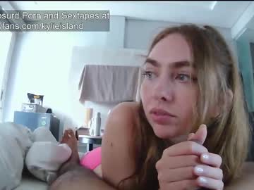 Live cam boy Kylieisland, 19 yrs – Hot Male Cams