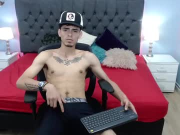 La_chinga_xx21, 800 TOKENS BIG CUM SHOW #NEW #BIGCOCK #LATINO #18 #teen [800 tokens remaining], webcam photo
