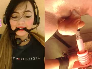 Lauriss_ • fuckmachine • sex lam • private