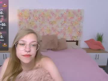 Layriantavee, Hello, CB! I am #new girl here. Let's get acquainted and chill out a little together? | Let's spank my ass until red * 119 tks left * | #18 #teen #shy #young |, webcam photo