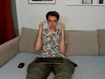 Leaf_blaze, 18 years old, GOAL: Feet show [100 tokens remaining] Welcome To My Room! #18 #twink #young #uncut #new Lovense Tip Goals, webcam photo